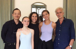 Renowned ballet dancer and choreographer Toer van Schayk meeting Mirella Simoncini at Summerschool Den Haag, group picture with students and dancers 