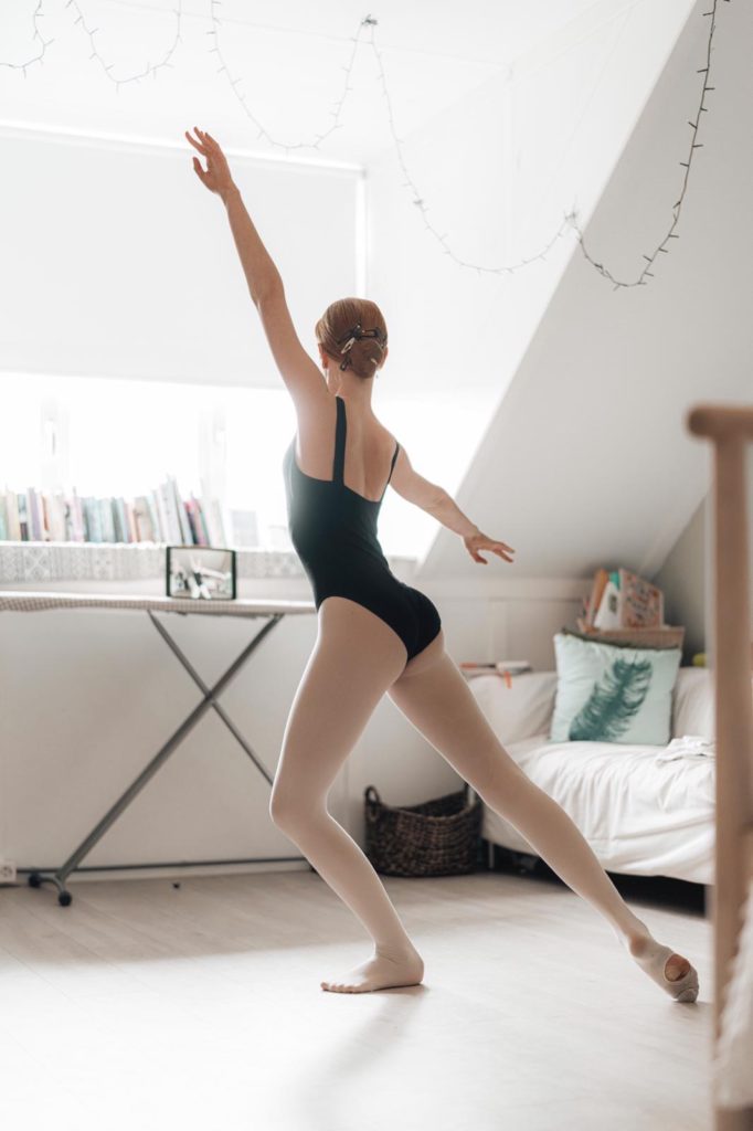 Ballet Online Studio Simoncini – DHC/Brian Mul